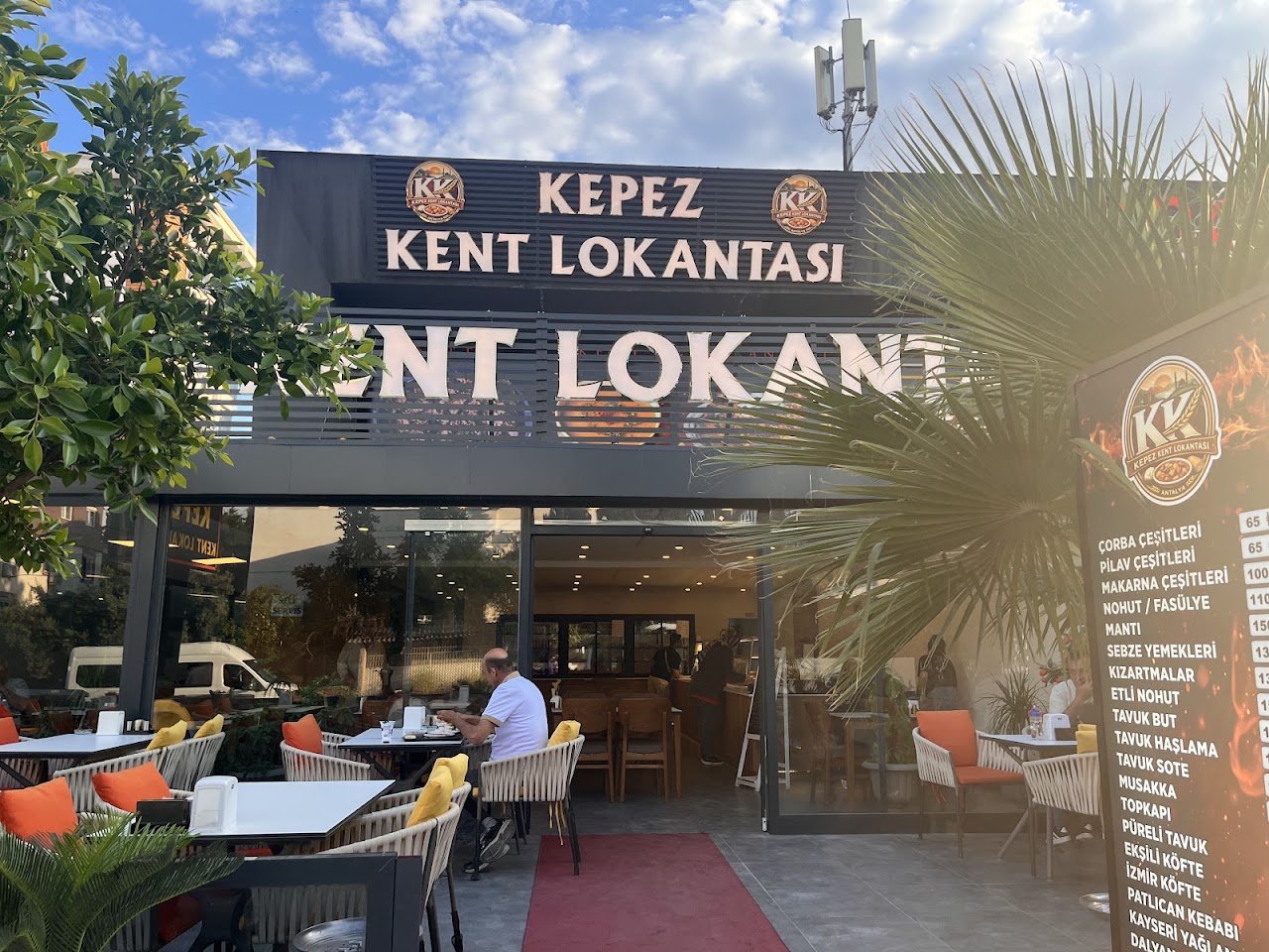 Restoran Girişi